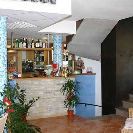 Hotel Villa Tramonto Direttamente Sul Mare San Vincenzo Exteriér fotografie