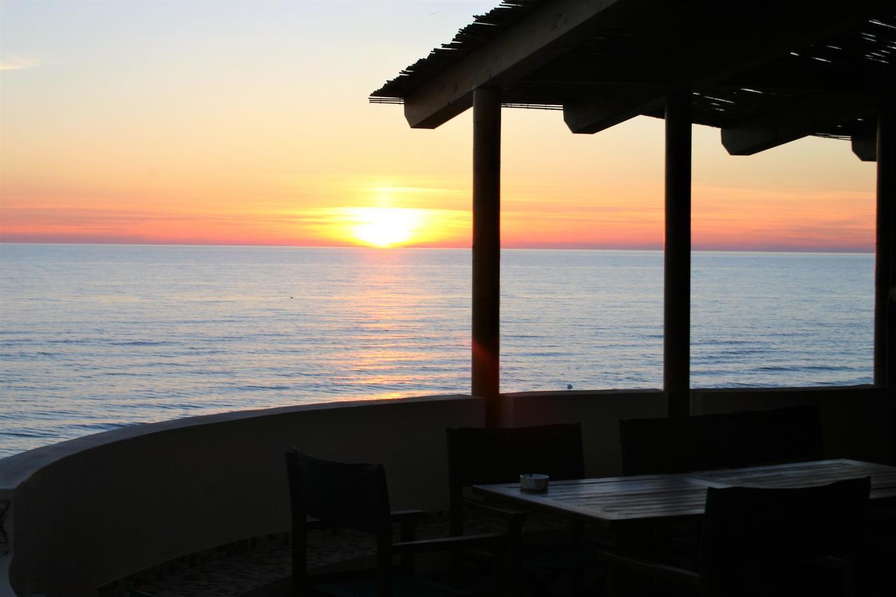 Hotel Villa Tramonto Direttamente Sul Mare San Vincenzo Exteriér fotografie