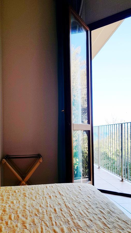 Hotel Villa Tramonto Direttamente Sul Mare San Vincenzo Exteriér fotografie